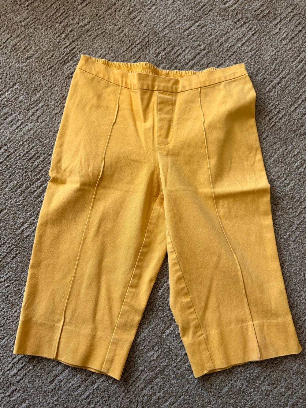 Isaac Mizrahi Live Yellow Knee Length Bermuda Shorts 6p Pedal Pushers Preppy Y2K